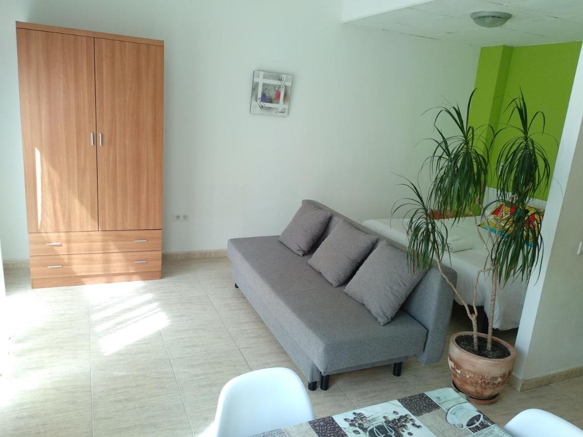 Estudio En El Centro 0 Reus Exteriör bild